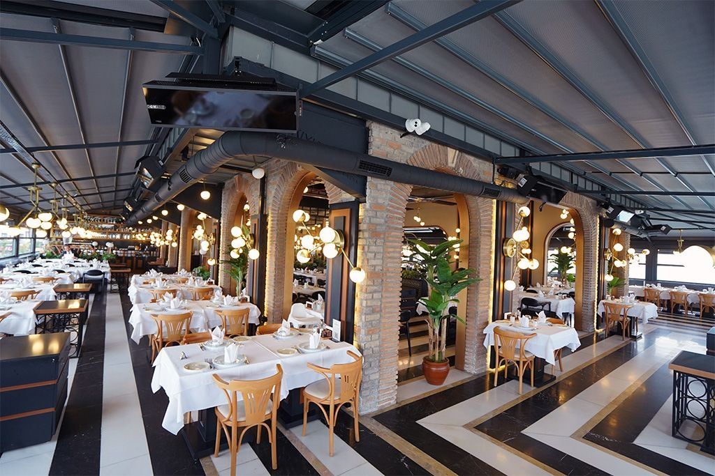 Daygas borulu radyant — Restoran terası